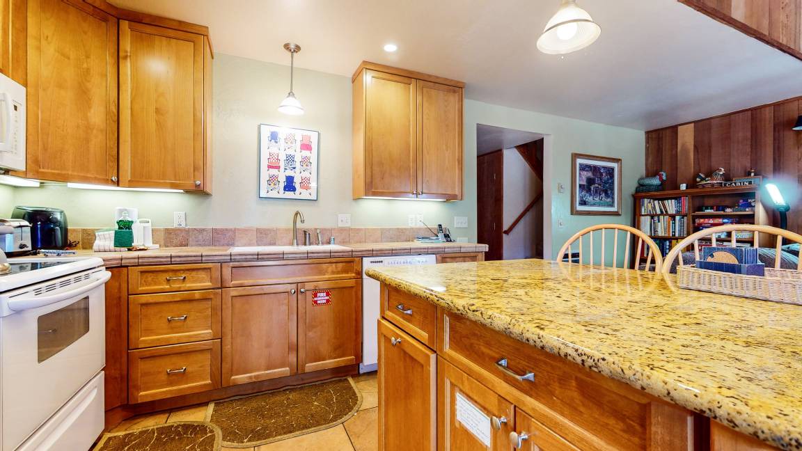 Photo of Kitchen in Mammoth Lakes