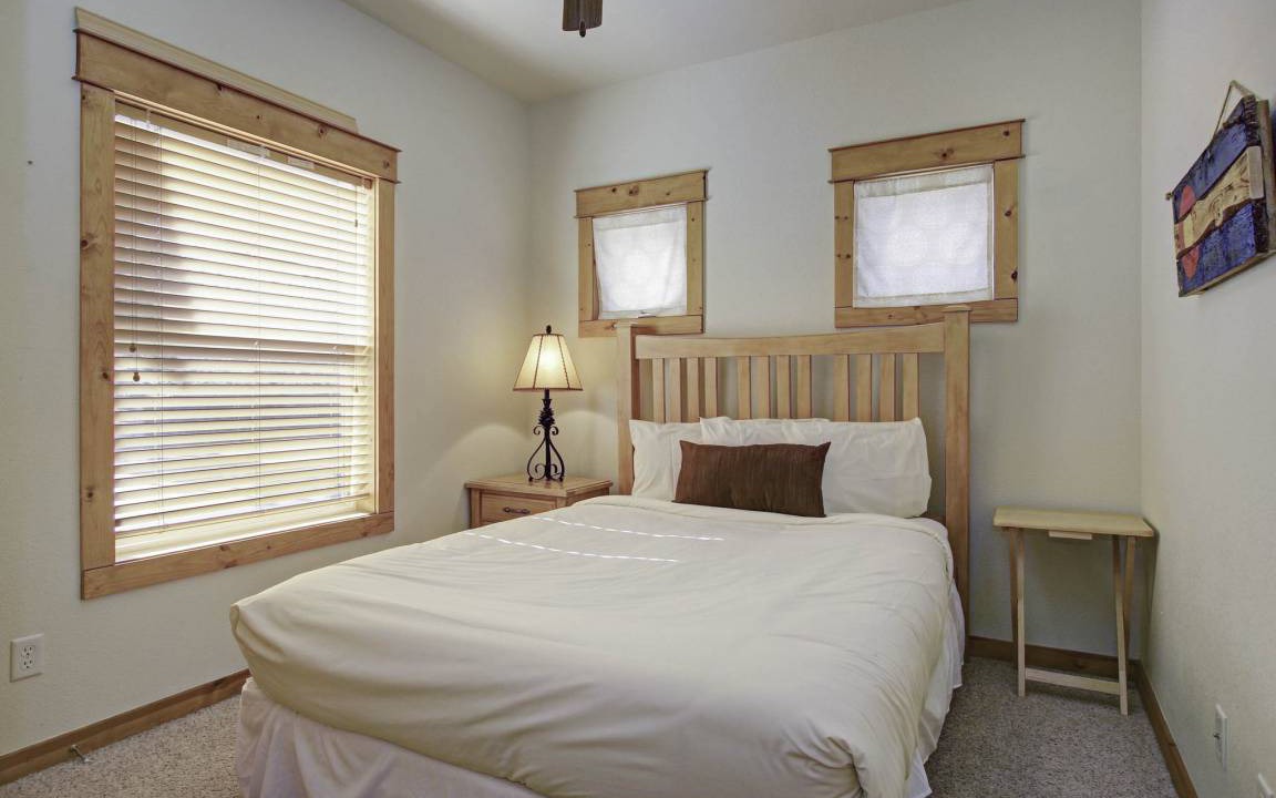 Photo of Bedroom in Estes Park