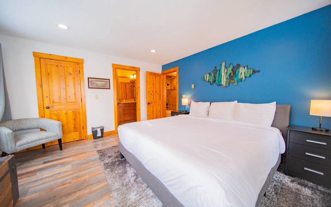 Photo of Bedroom in Lakeside Village
