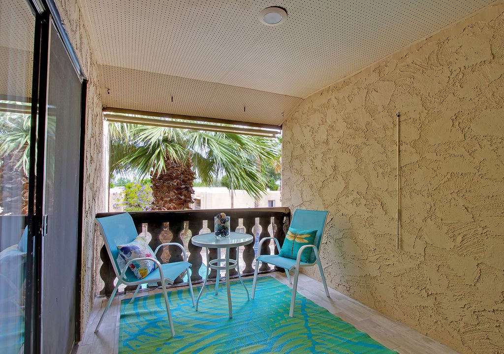 Photo of Outdoor in Winfield Place