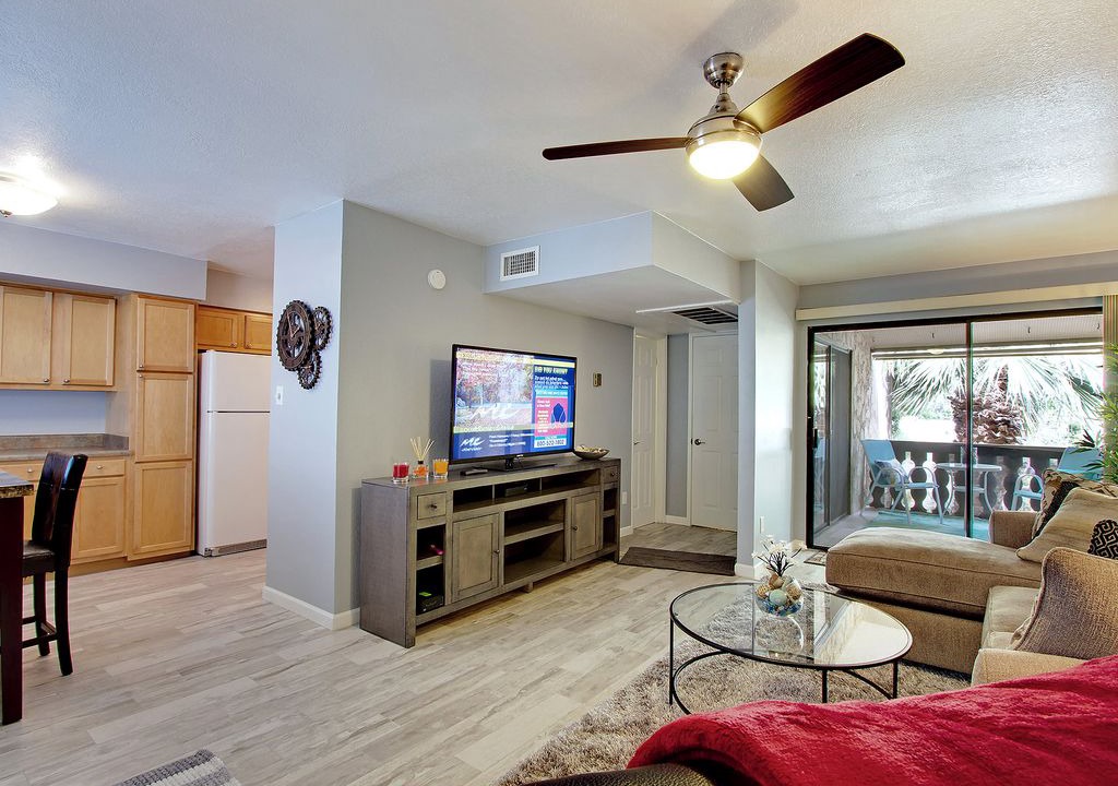 Photo of Livingroom in Winfield Place