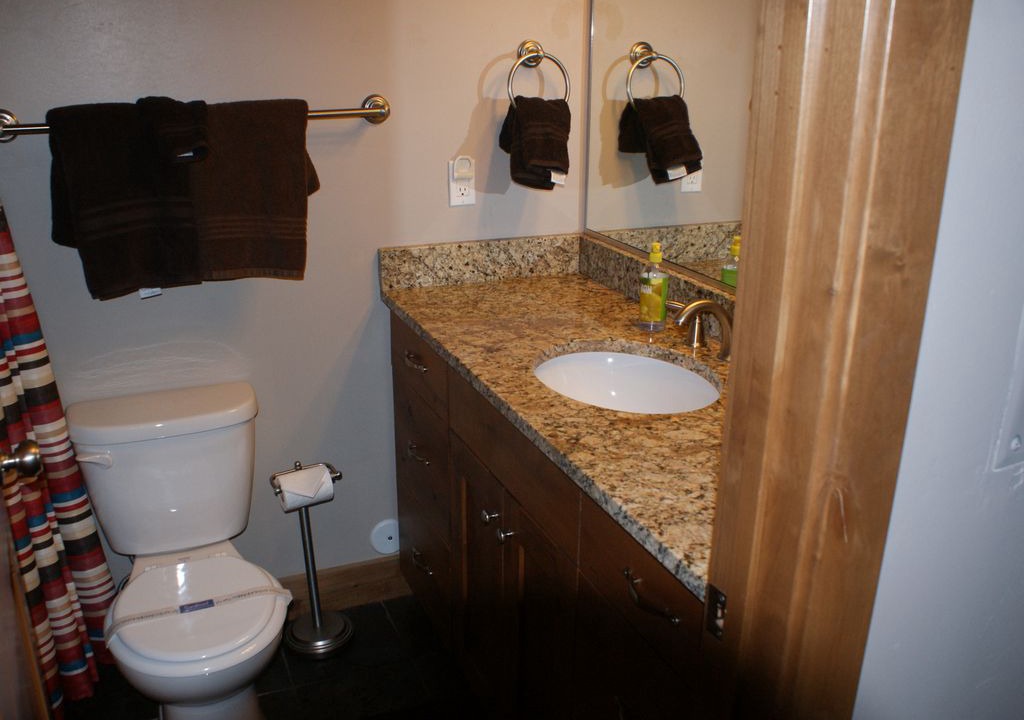 Photo of Bathroom in Eden