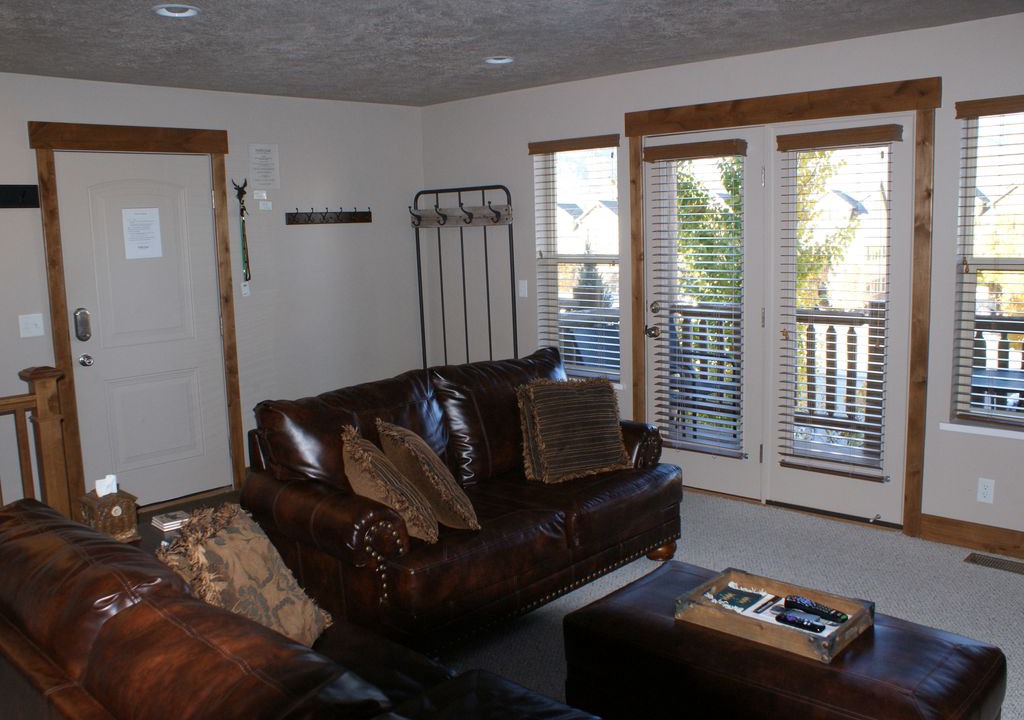 Photo of Livingroom in Eden