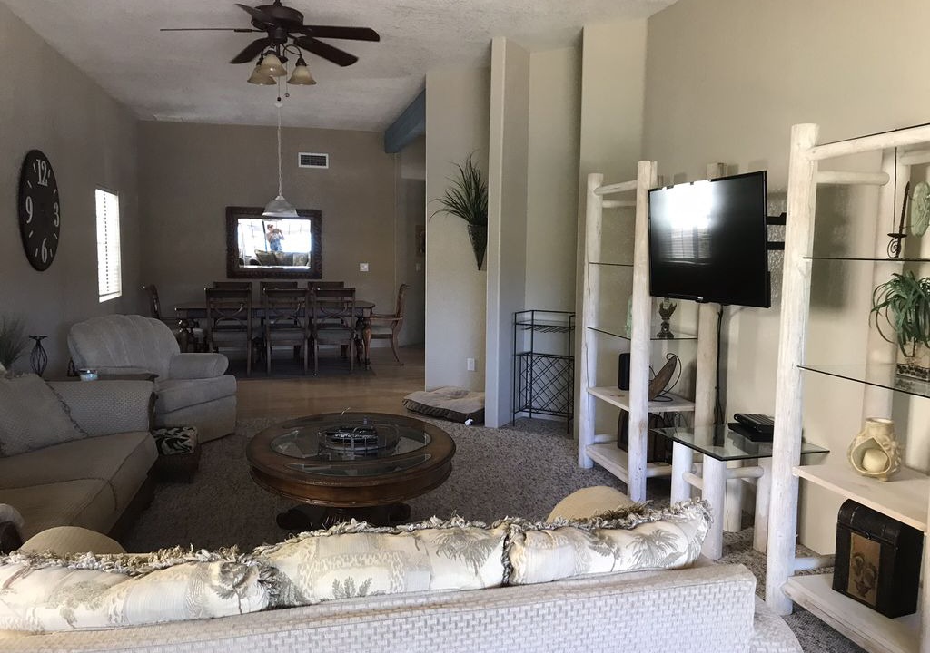 Photo of Livingroom in Parker Strip