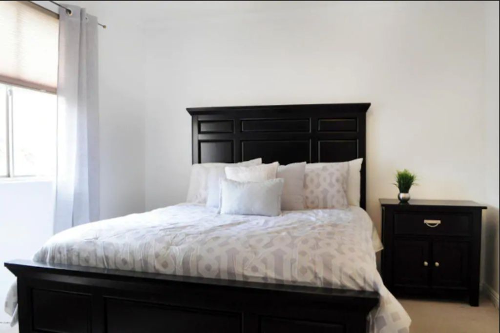 Photo of Bedroom in Western Villa