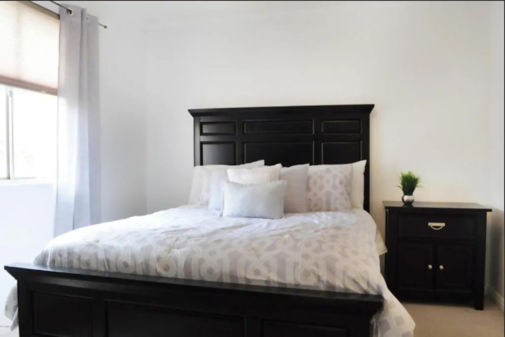 Photo of Bedroom in Western Villa