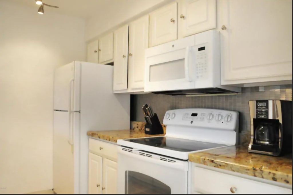 Photo of Kitchen in Western Villa