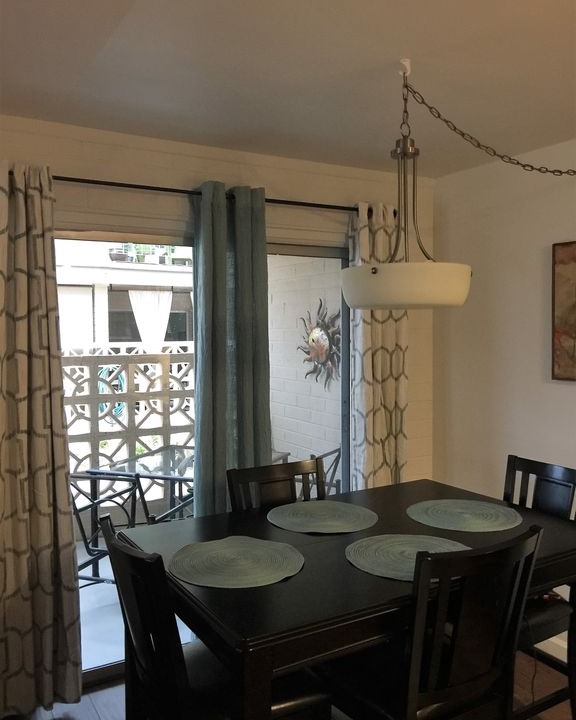 Photo of Livingroom in Winfield Place