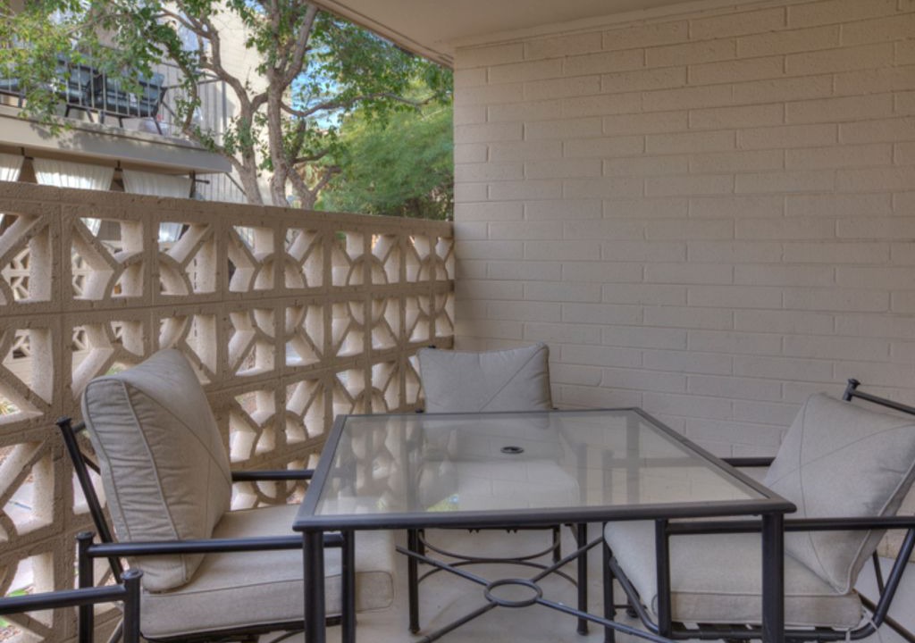 Photo of Patio Balcony in Winfield Place