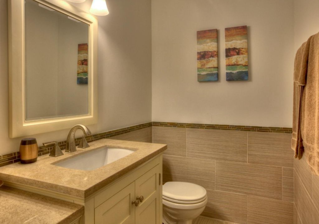 Photo of Bathroom in Winfield Place