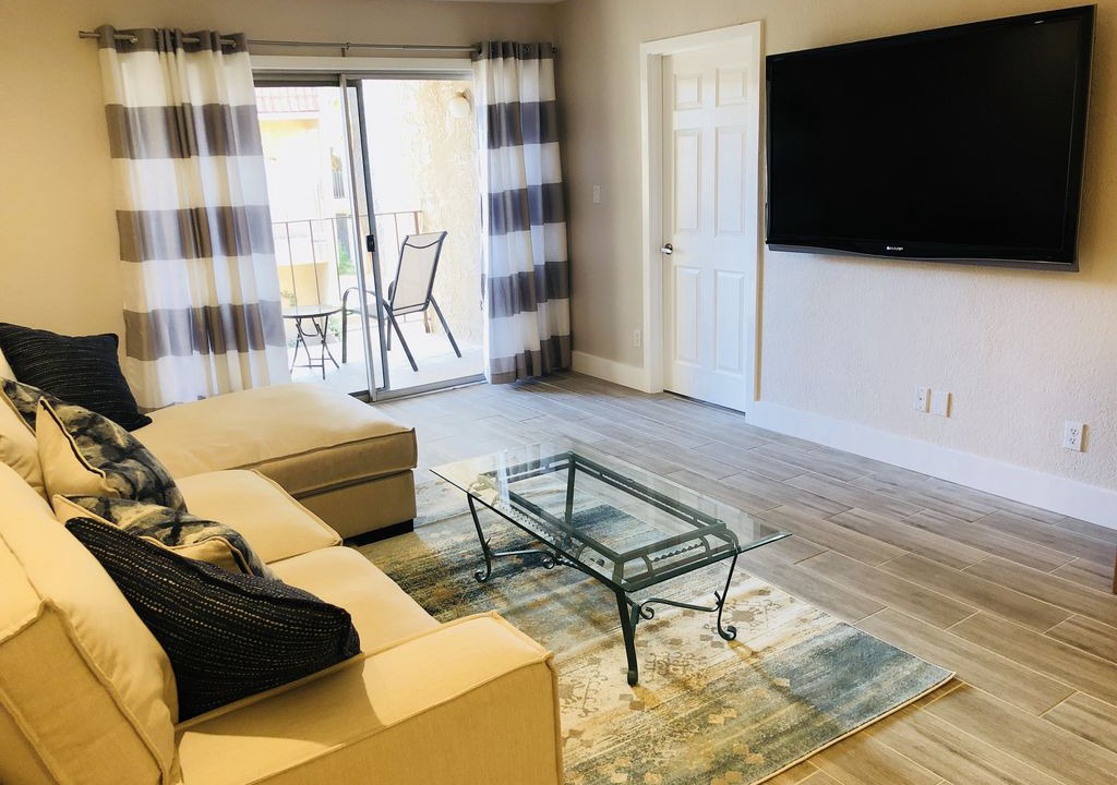 Photo of Livingroom in Winfield Place