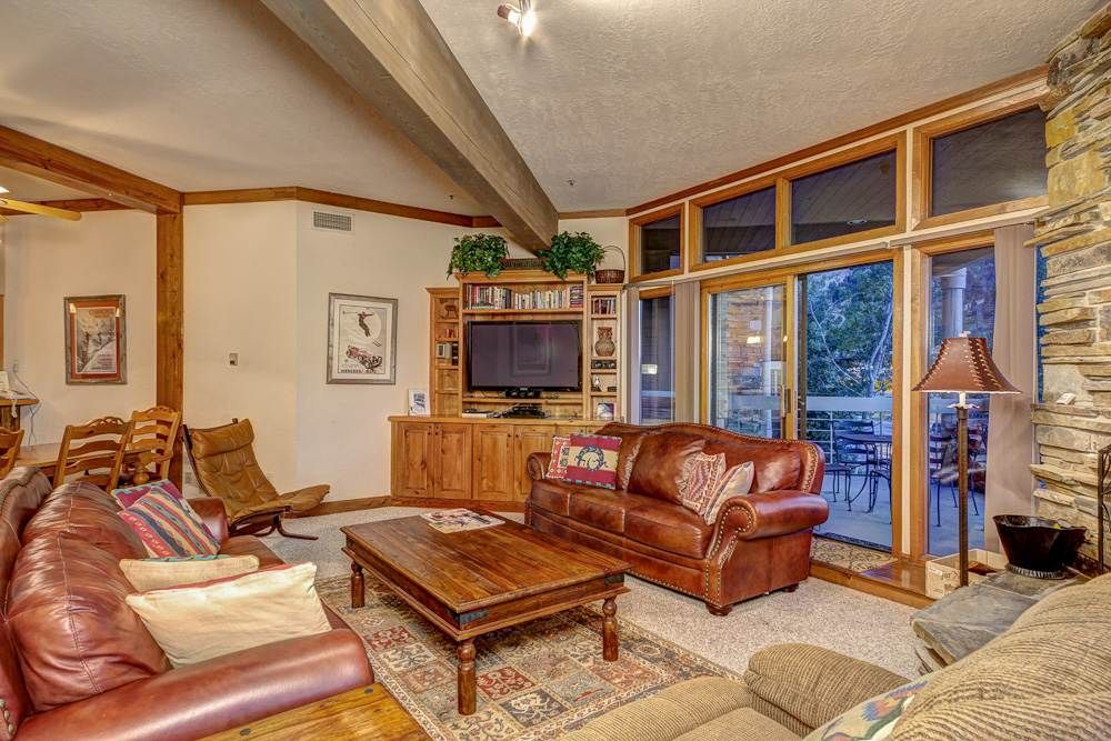 Photo of Livingroom in Deer Valley
