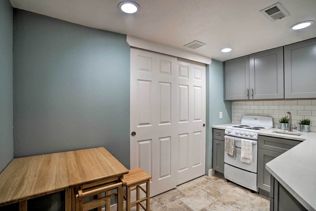 Photo of Kitchen in Sunnyside