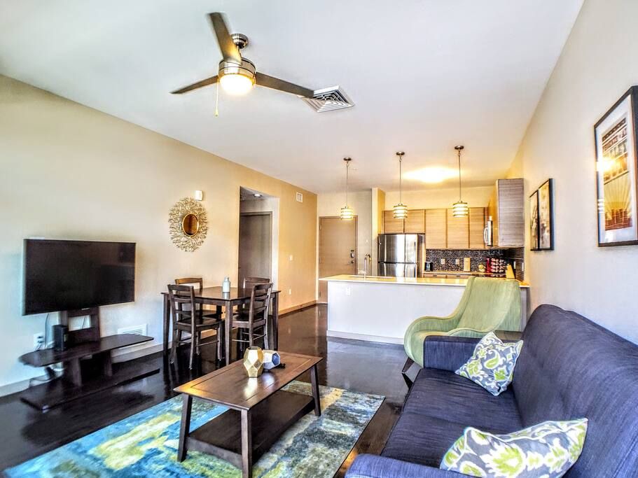 Photo of Livingroom in Evans Churchill