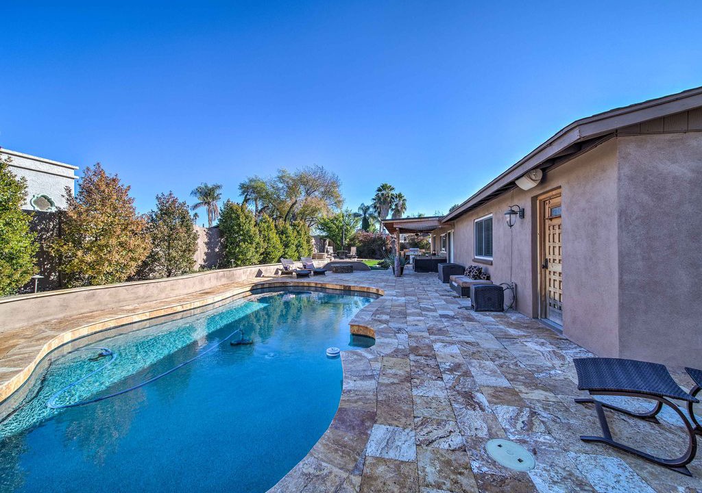 Photo of Outdoor in Norma Estates