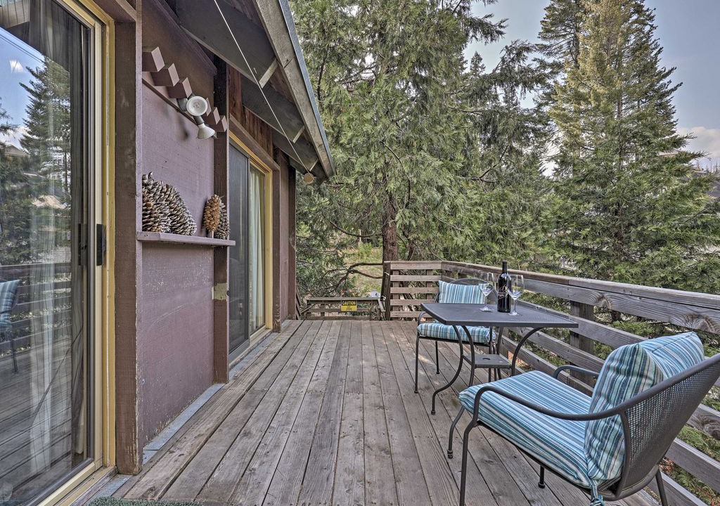Photo of Patio Balcony in Fish Camp