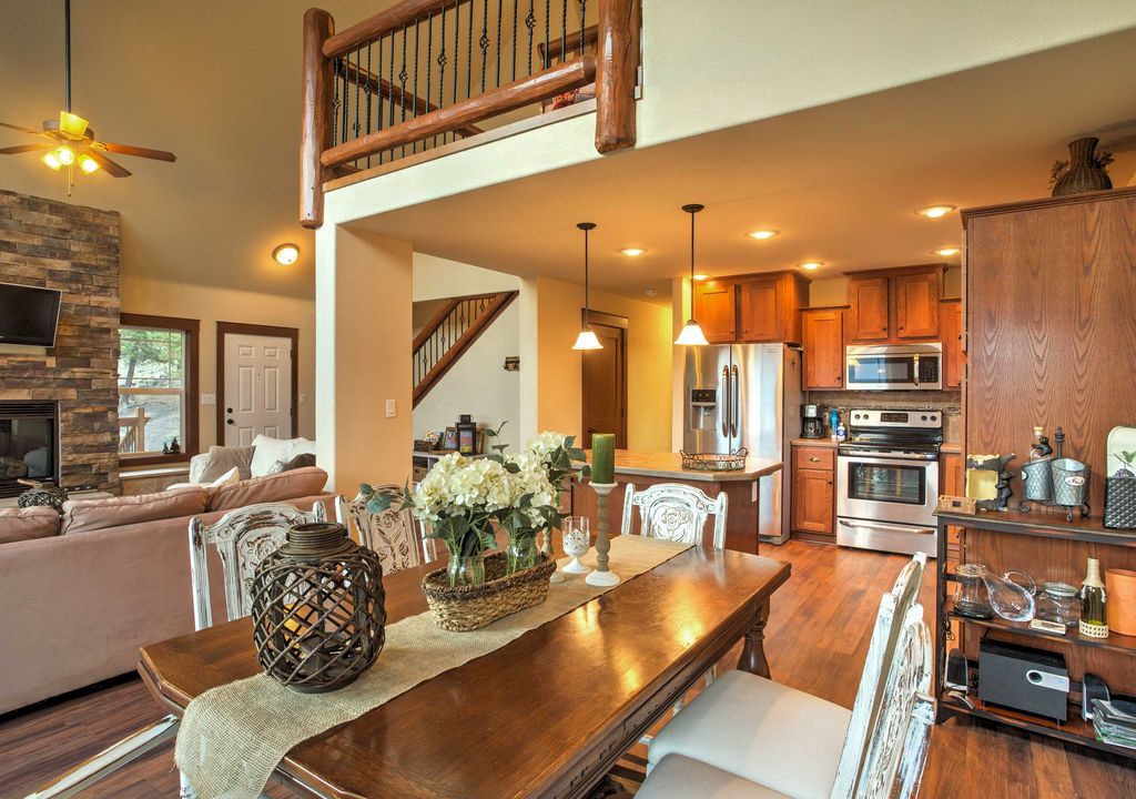 Photo of Livingroom in Twin Lakes