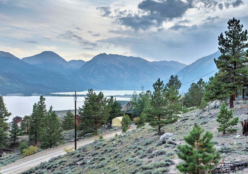 Photo of Outdoor in Twin Lakes