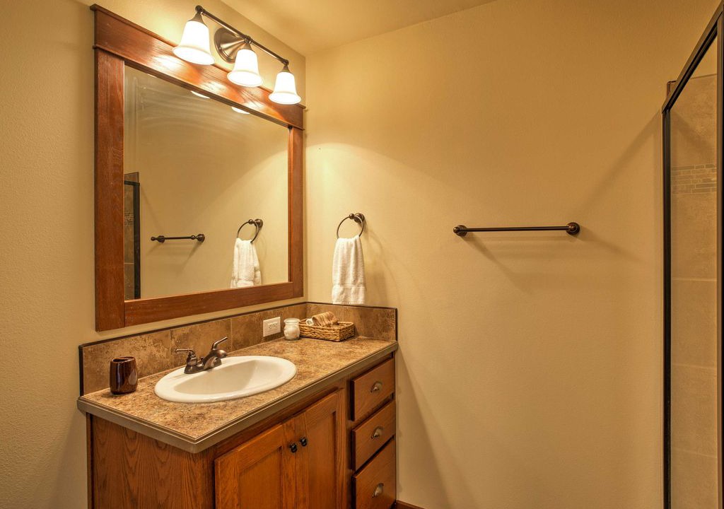 Photo of Bathroom in Twin Lakes