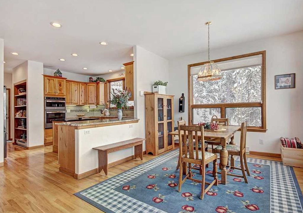 Photo of Livingroom in Dunkin Hill