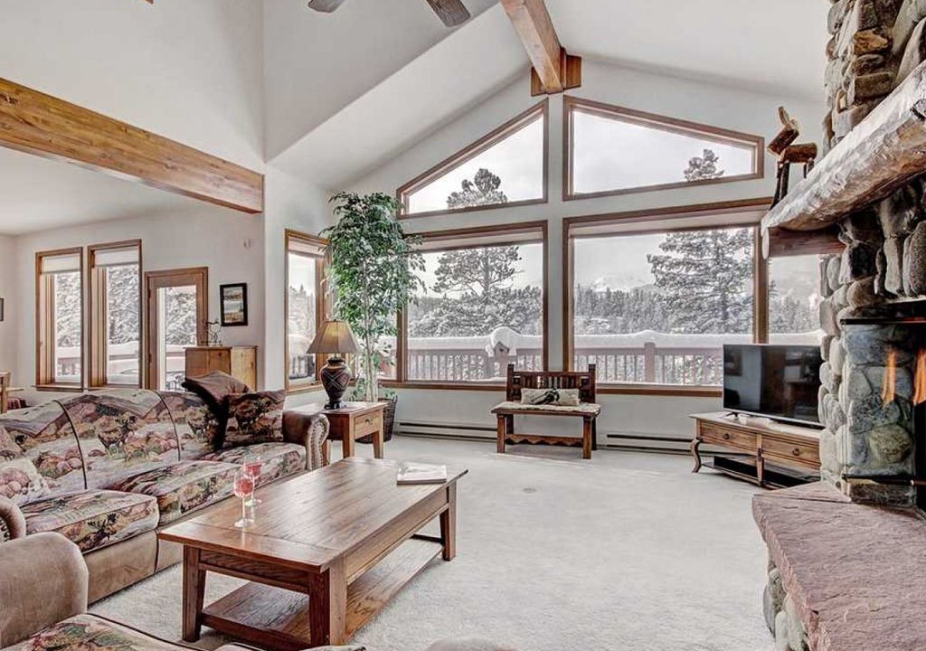 Photo of Livingroom in Dunkin Hill