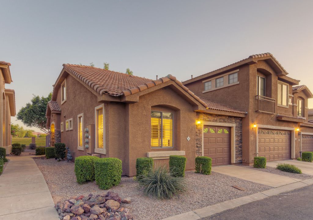 Photo of Buildings in Alta Mesa