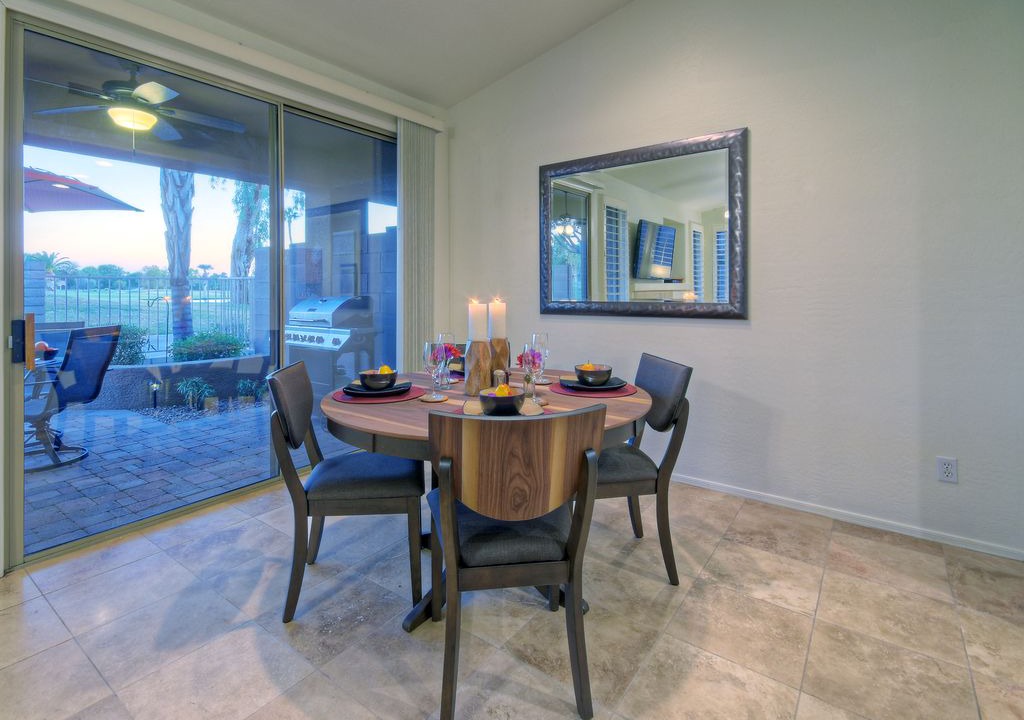 Photo of Livingroom in Alta Mesa