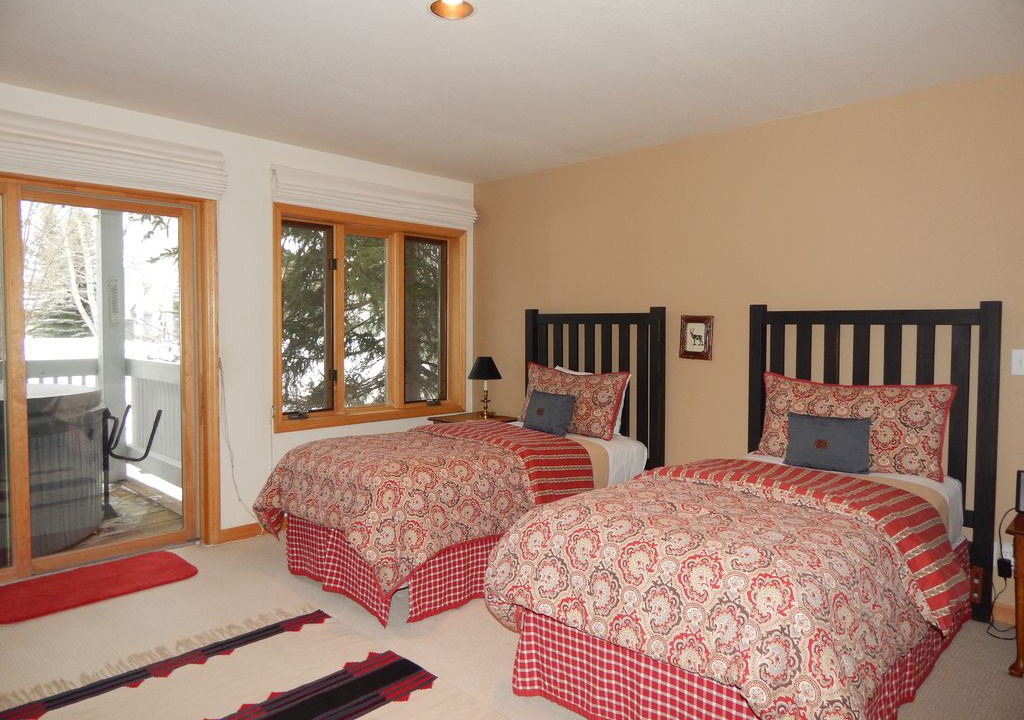 Photo of Bedroom in Teton Pines