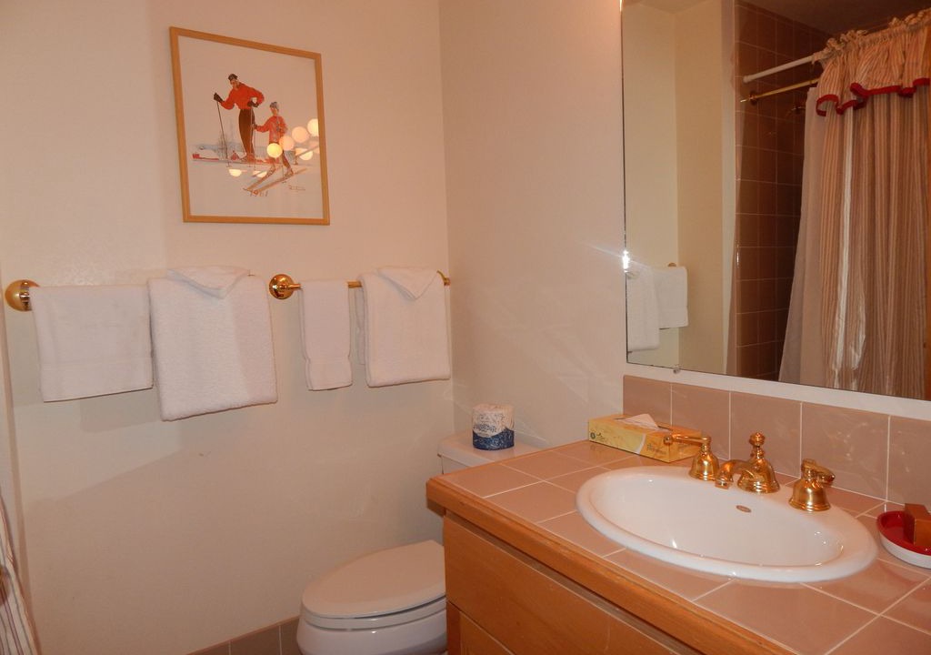 Photo of Bathroom in Teton Pines