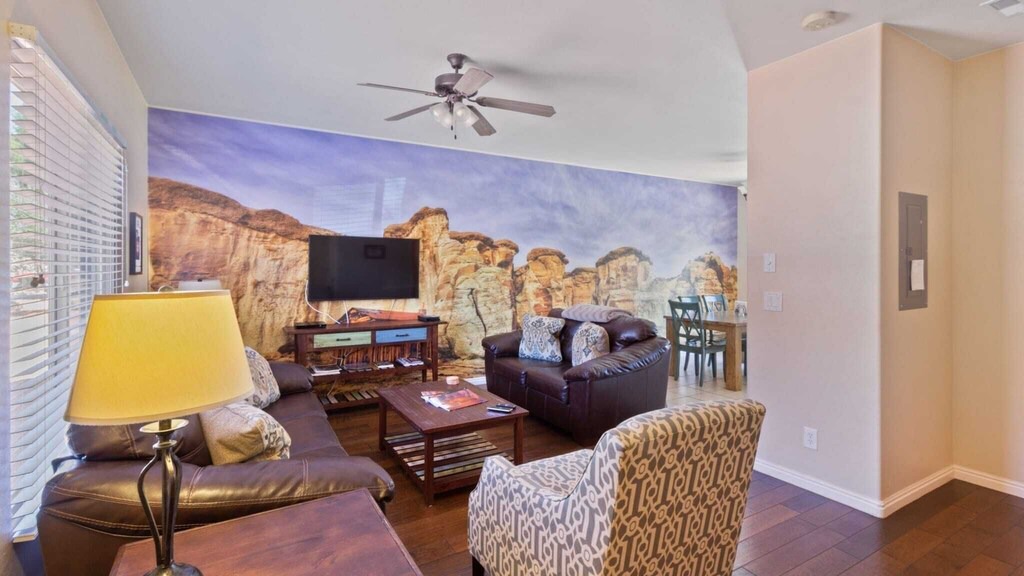 Photo of Livingroom in Kanab