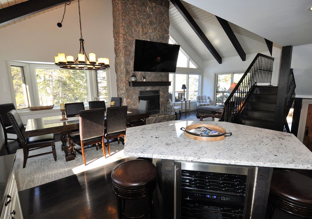 Photo of Livingroom in Matterhorn Village