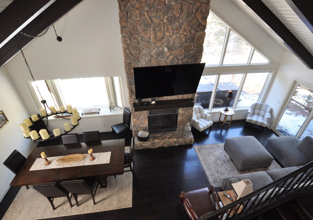 Photo of Livingroom in Matterhorn Village