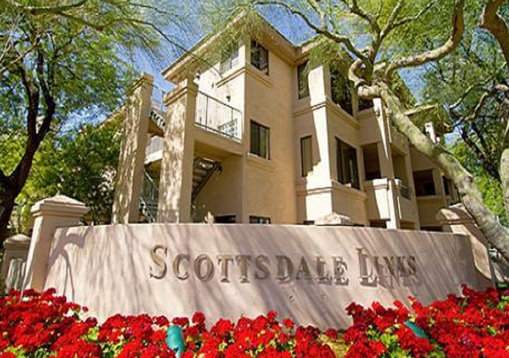 Photo of Buildings in Scottsdale Links