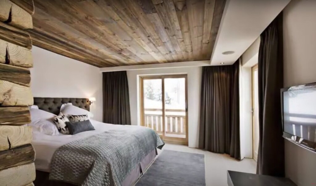 Photo of Bedroom in Mountain Valley