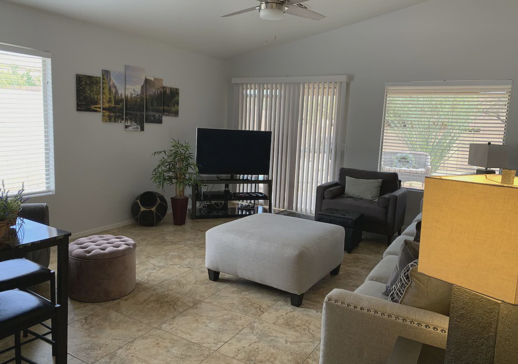Photo of Livingroom in McDowell Mountain Ranch
