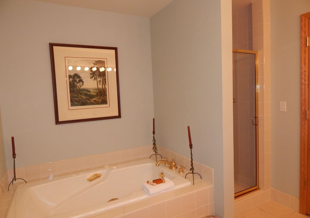 Photo of Bathroom in Teton Pines