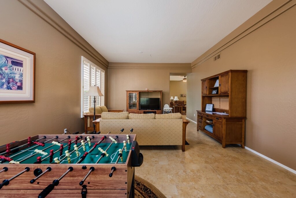 Photo of Livingroom in McDowell Mountain Ranch
