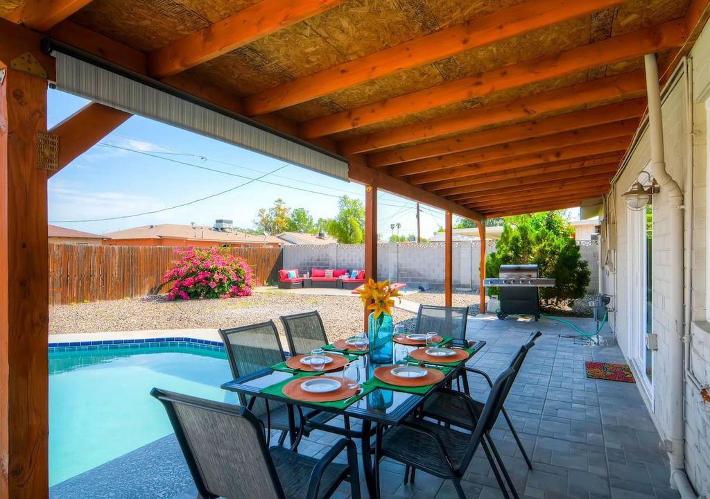 Photo of Patio Balcony in Scottsdale Estates Six