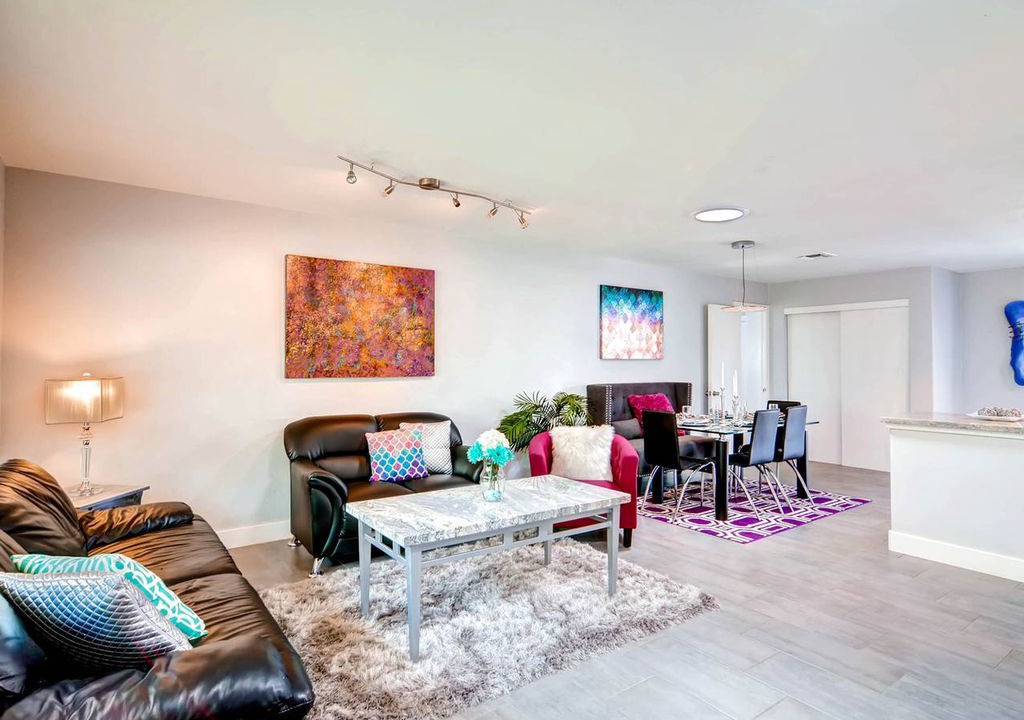 Photo of Livingroom in Scottsdale Estates Six