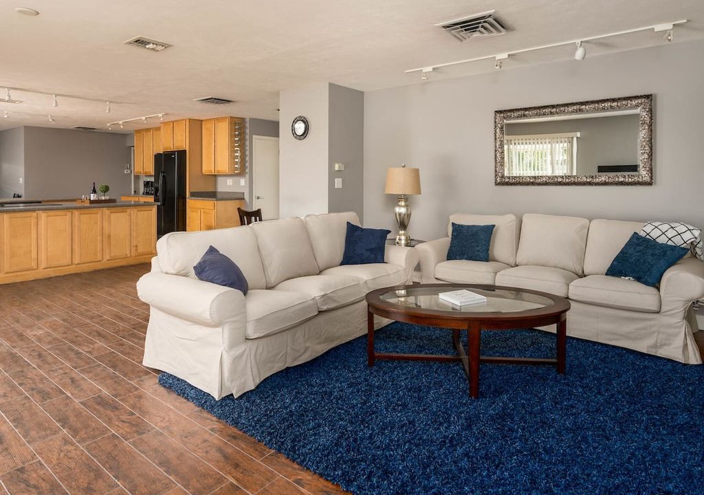 Photo of Livingroom in Hy-view