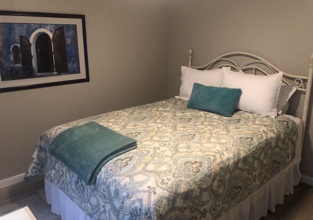 Photo of Bedroom in Western Villa