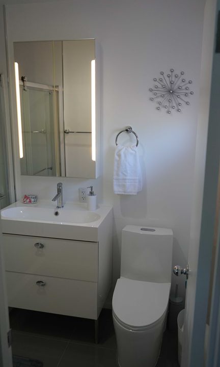 Photo of Bathroom in Western Villa