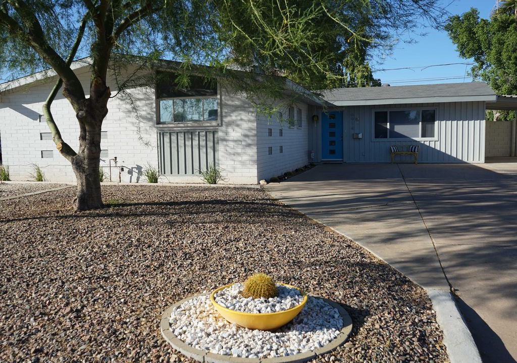 Photo of Buildings in Western Villa