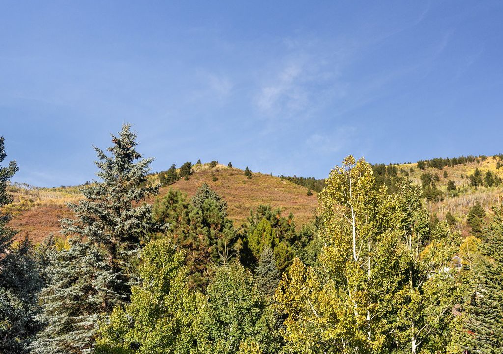 Photo of Outdoor in Mountain Valley