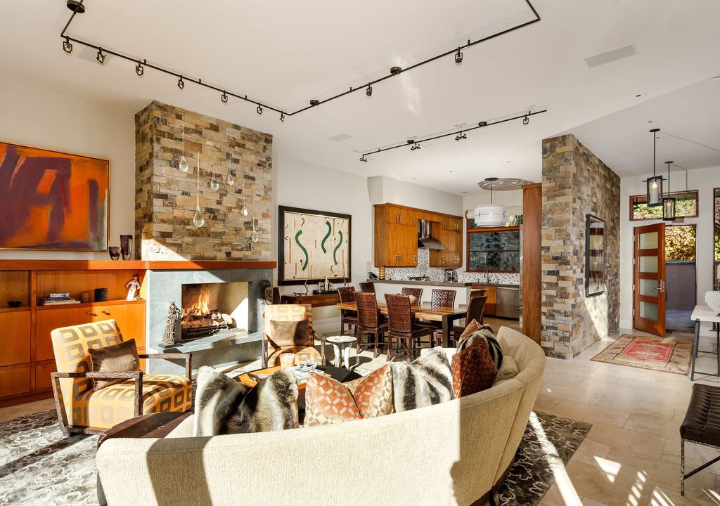 Photo of Livingroom in Mountain Valley