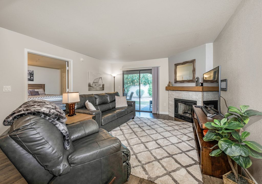 Photo of Livingroom in Village Three