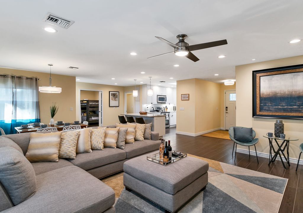 Photo of Livingroom in Norma Estates