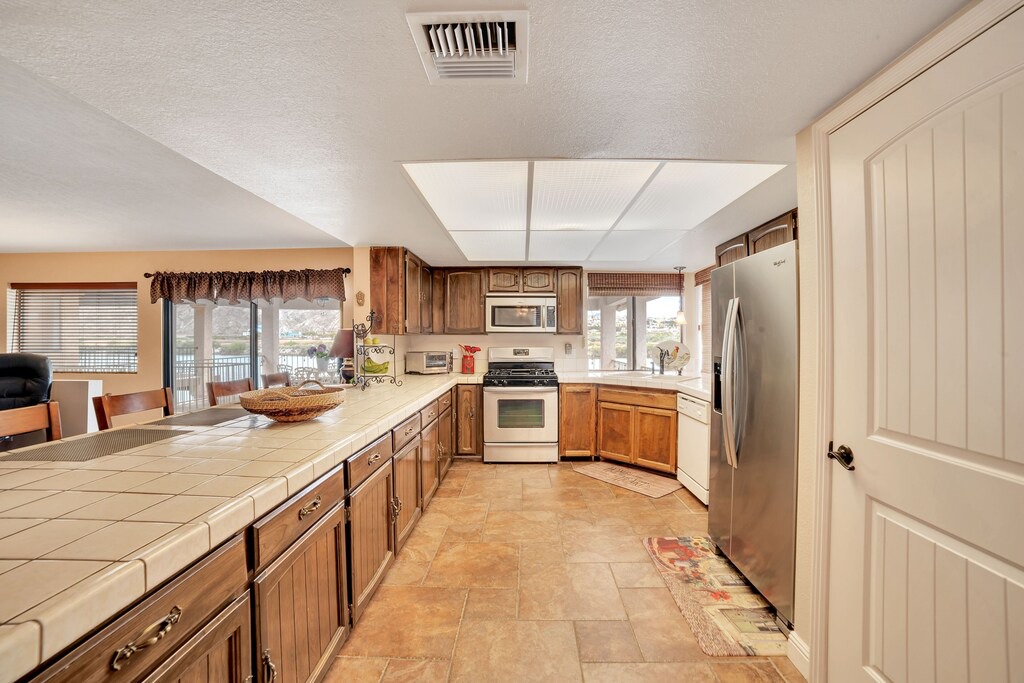 Photo of Kitchen in Holiday Shores