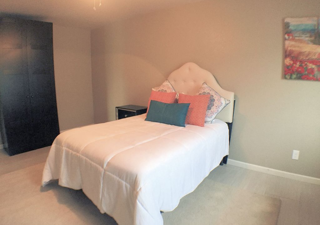 Photo of Bedroom in Casa Granada Townhouses