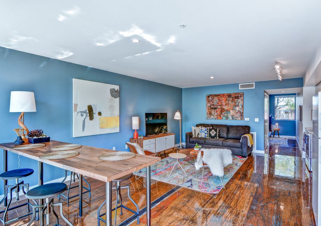 Photo of Livingroom in Evans Churchill